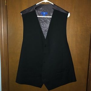 Egara Men’s Vest